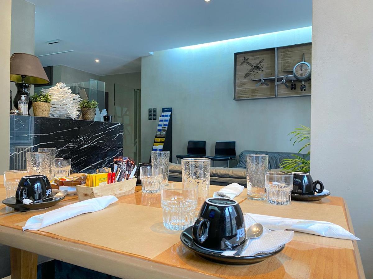 Athens Warehouse Boutique Hotel & Suites エクステリア 写真